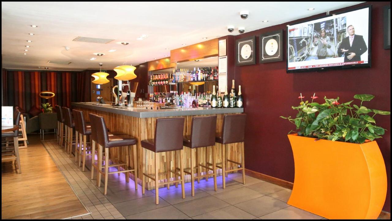 The Continental Hotel and Spa, Heathrow photo 2