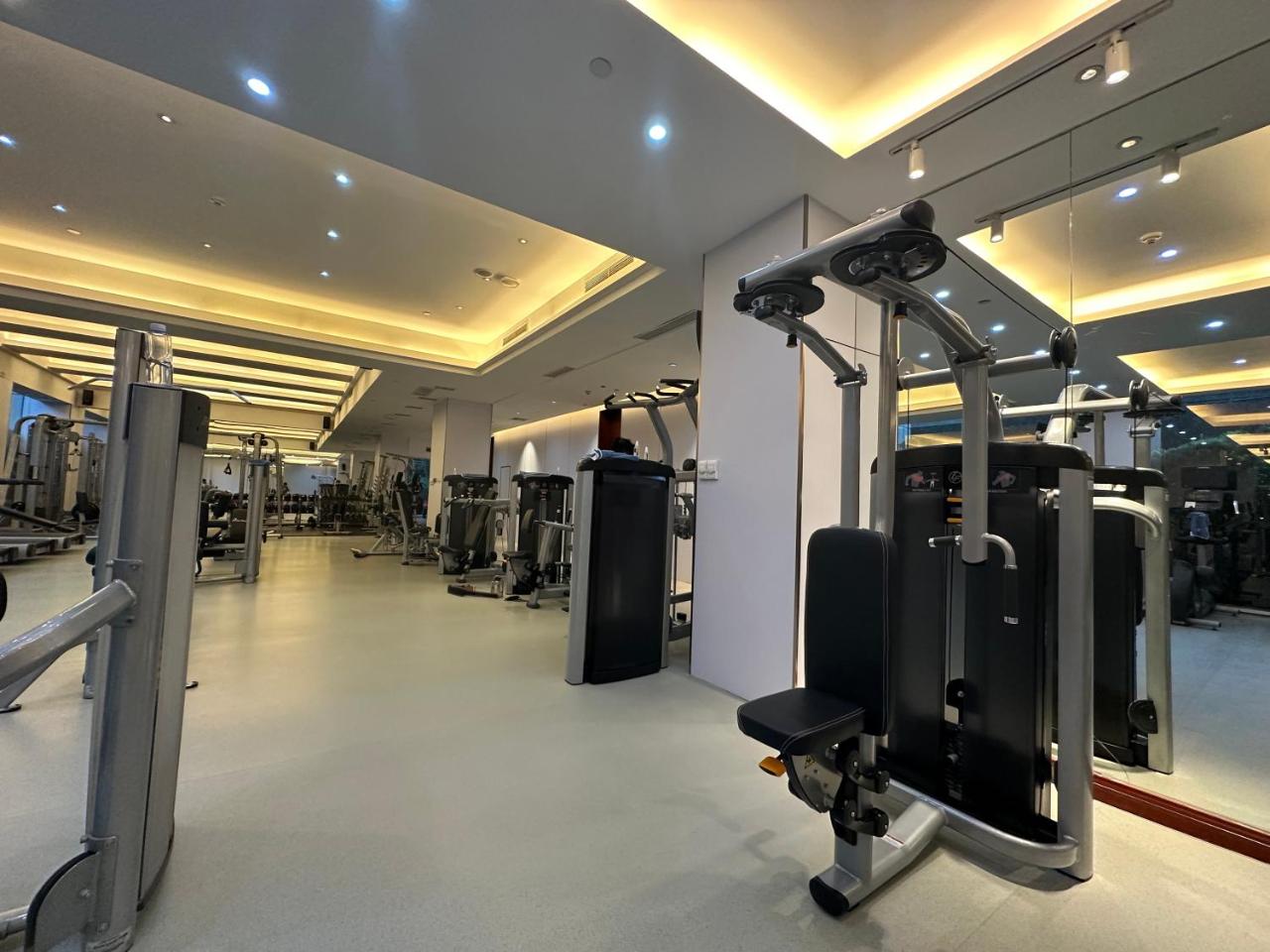Grand Skylight International Hotel Shenzhen Guanlan, Near Metro Station, Huawei, Foxcnn, Shenzhen North Railway