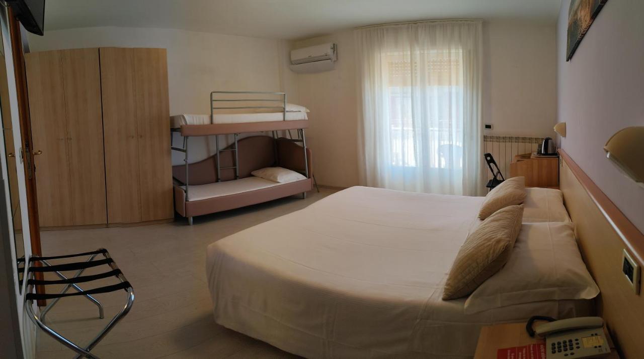 Photo - Hotel Eliani