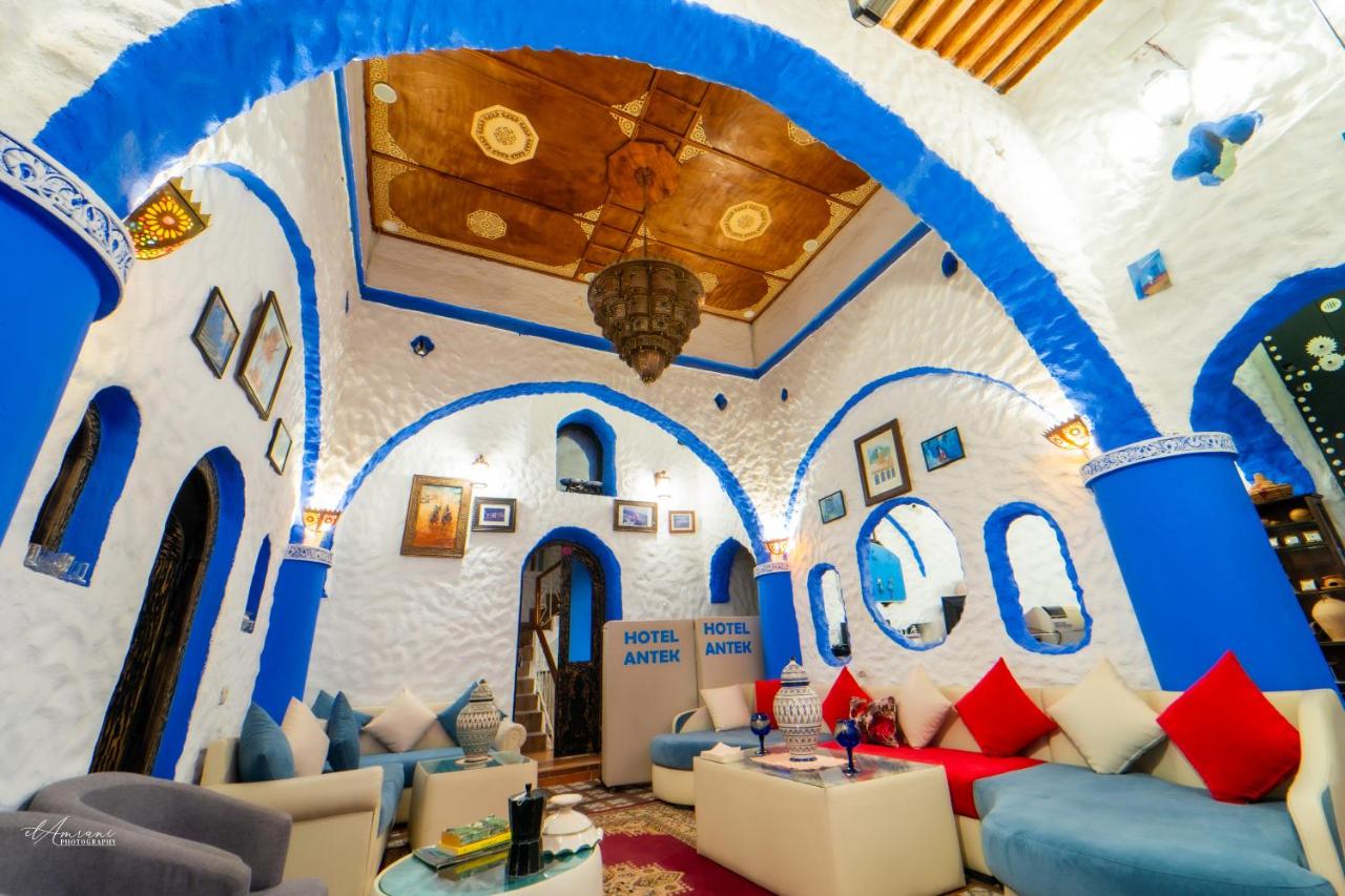 Riad Antek