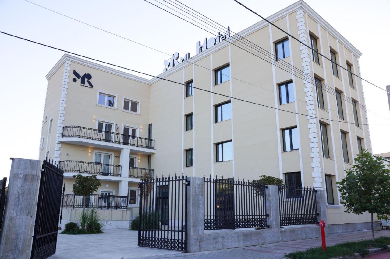 Mimi Hotel - 2