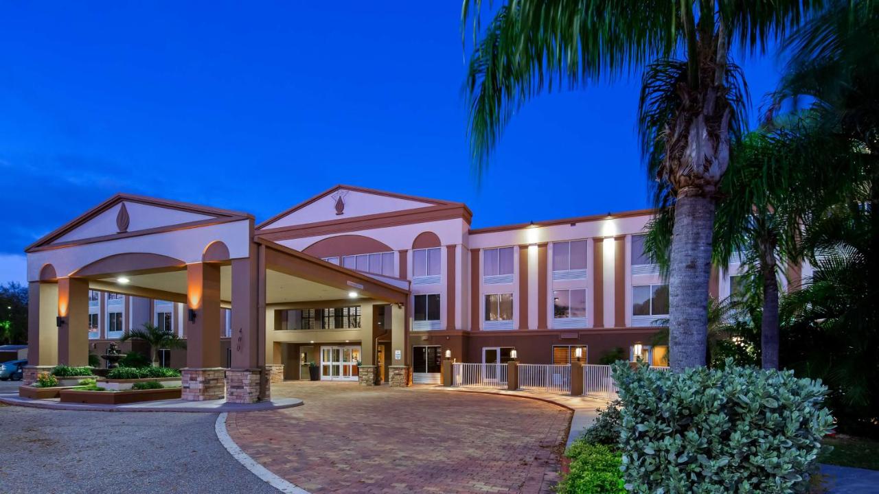 Photo - Best Western Plus Ambassador Suites Venice