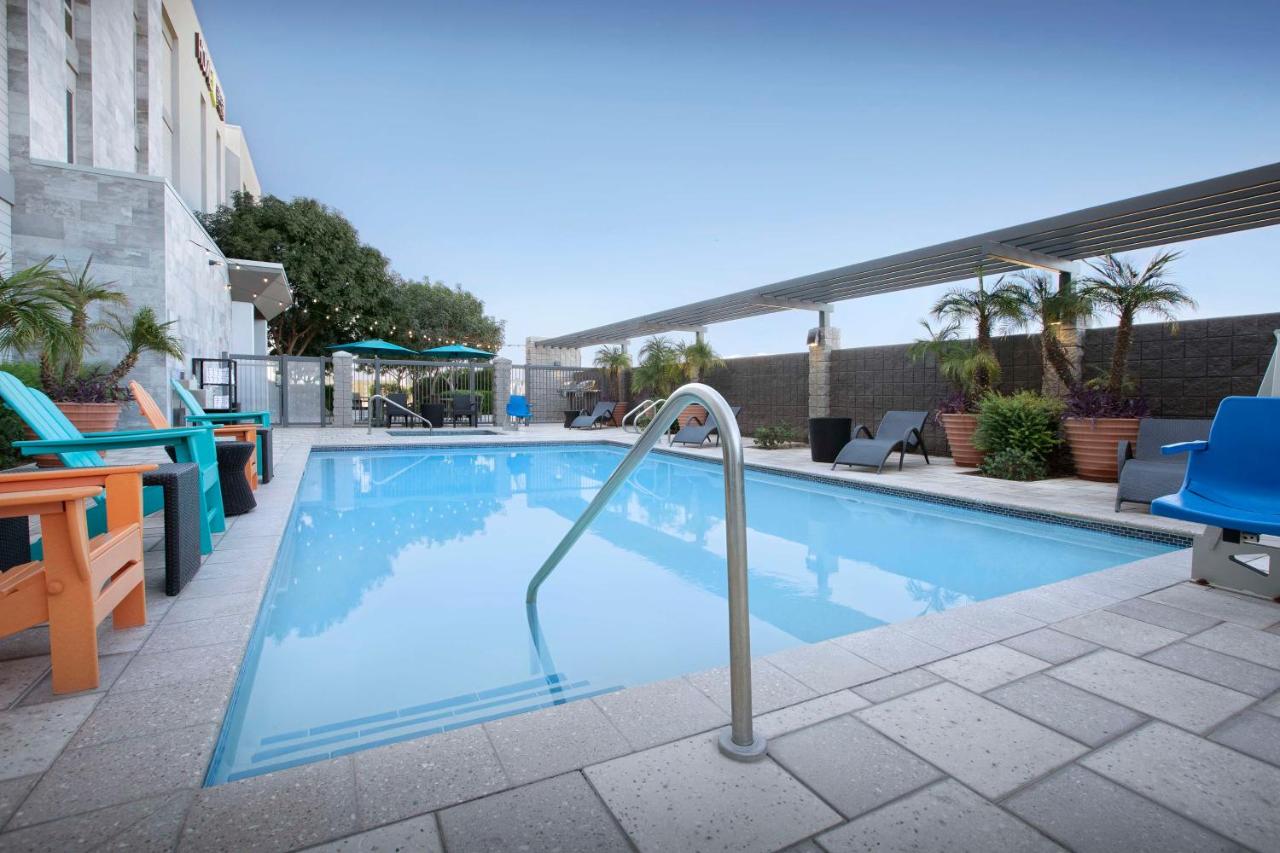 Home 2 Suites by Hilton Phoenix Chandler photo 4