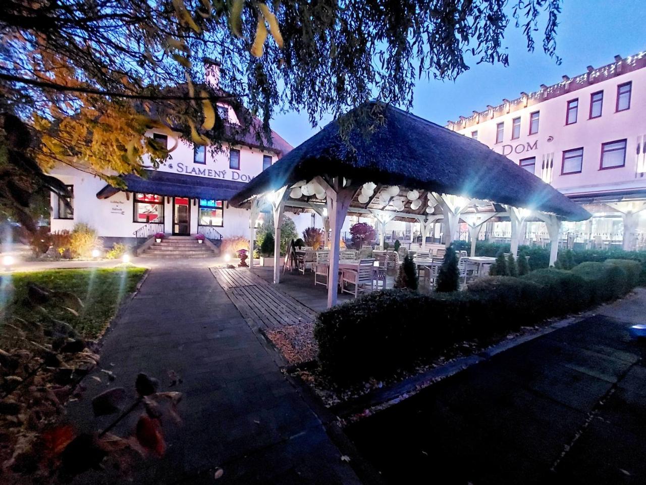 Hotel Slamený Dom & SPA photo 2