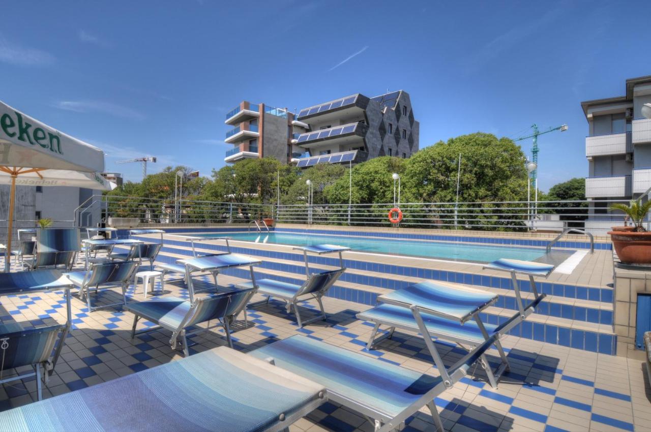Hotel Blue Marine