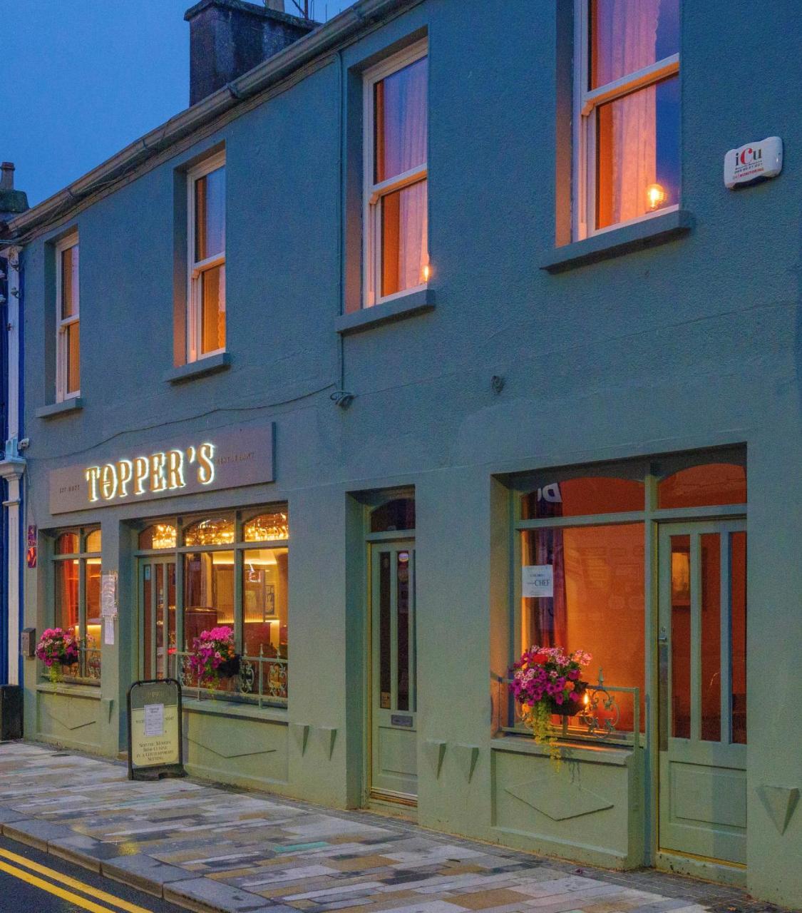 Topper's Rooms Guest Accommodation - 5