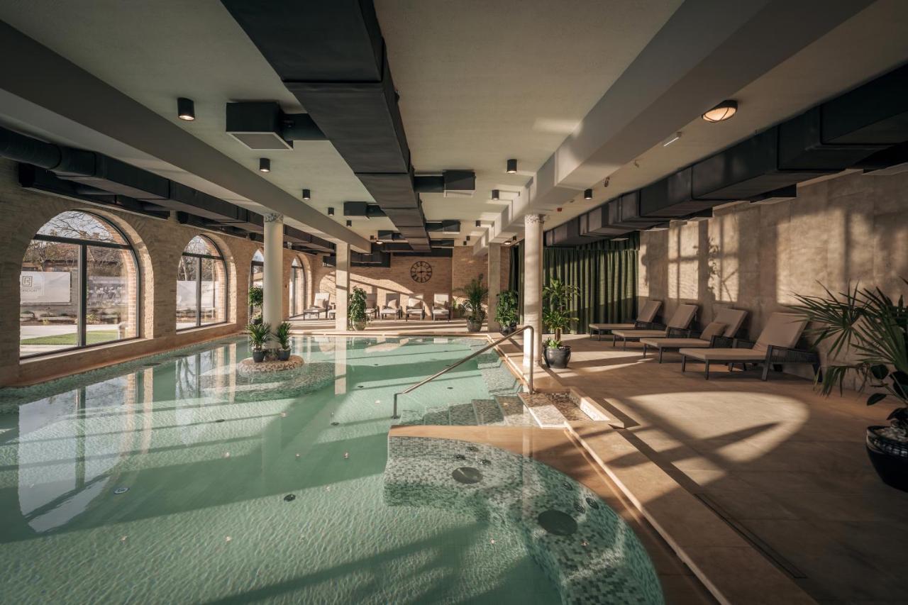 Bordűr Wellness Hotel Superior és Szőnyegmúzeum - 3