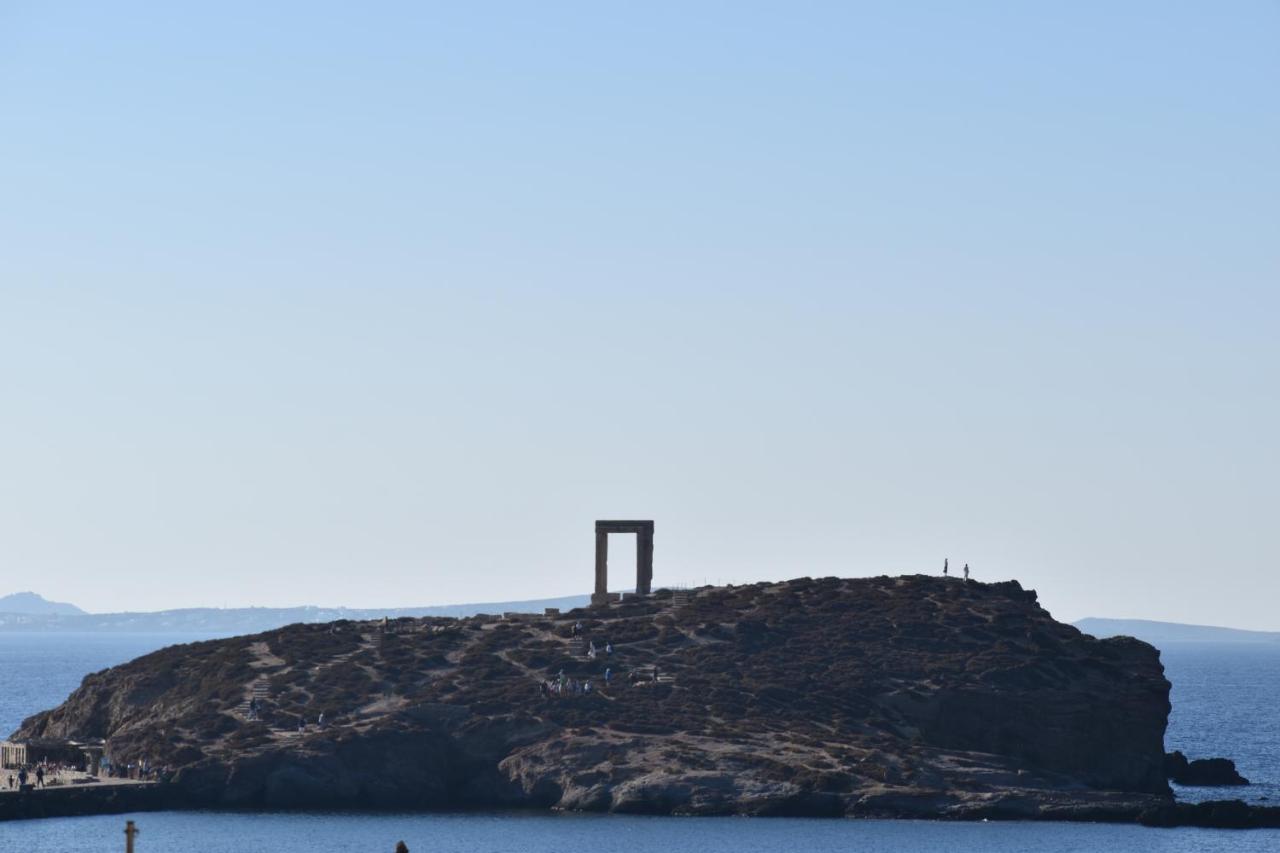 Almi of Naxos - 3