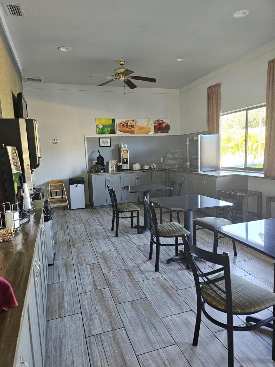 Quality Inn Orange City near Blue Spring State Park photo 2