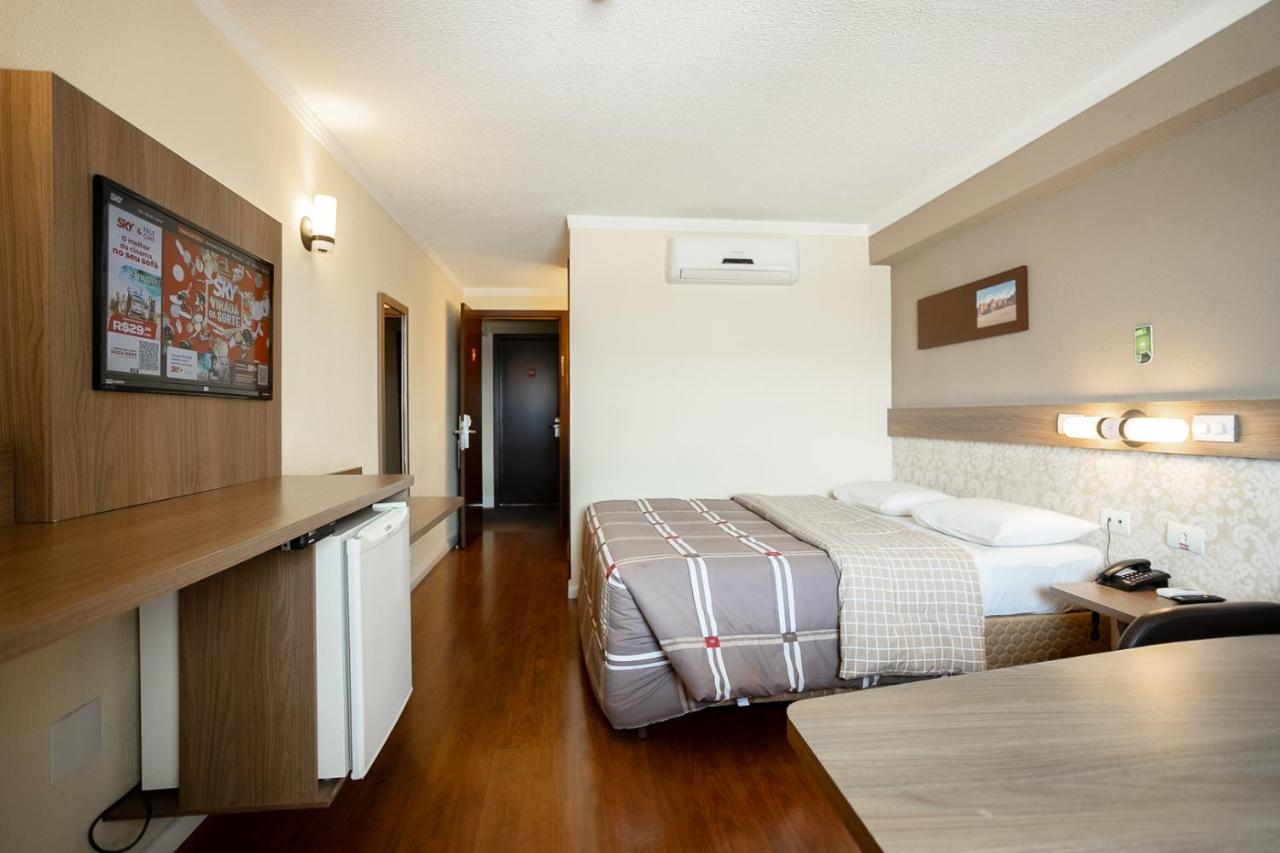 Photo - Hotel 10 Ponta Grossa