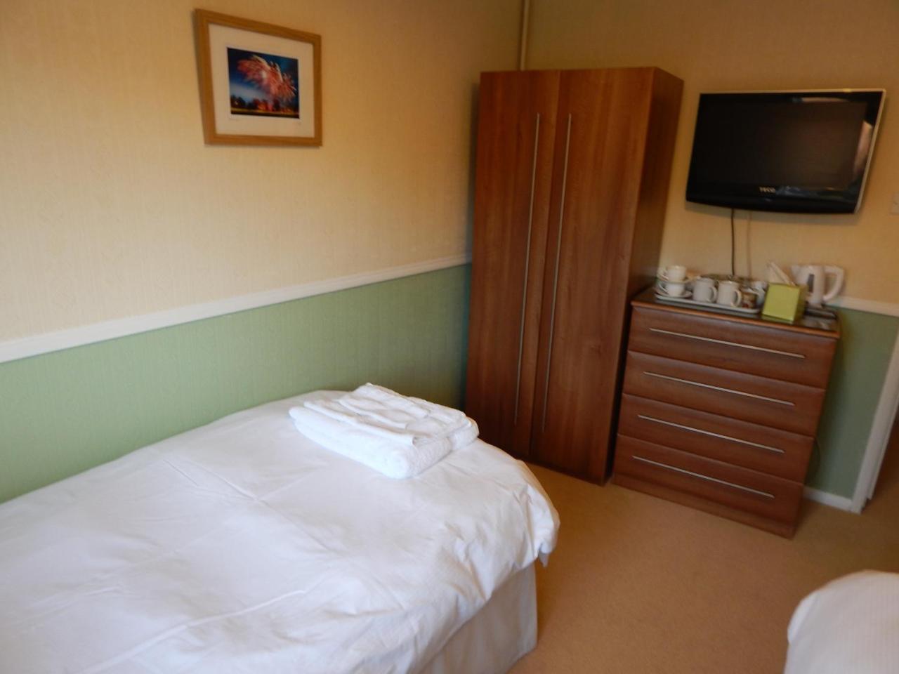 Photo - Fairlight Lodge