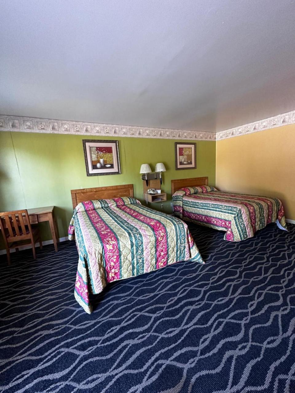 Park inn motel photo 4