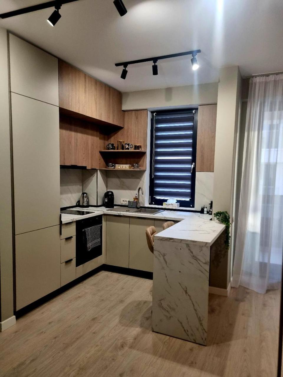 Happy Studio Luxury Pipera - 4