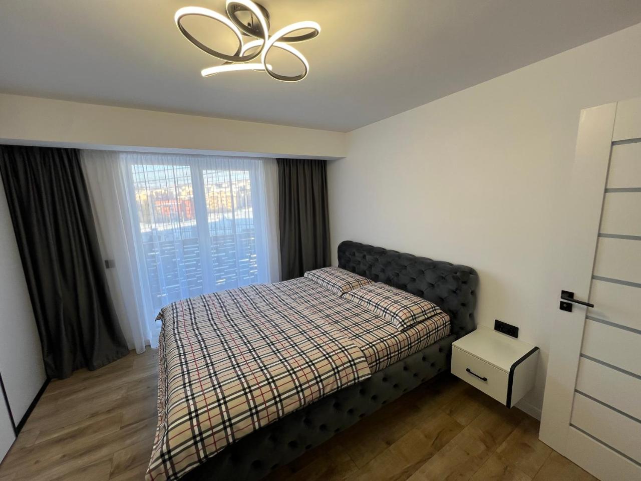 HUGO House Luxury & Quiet - Free Parking - 6