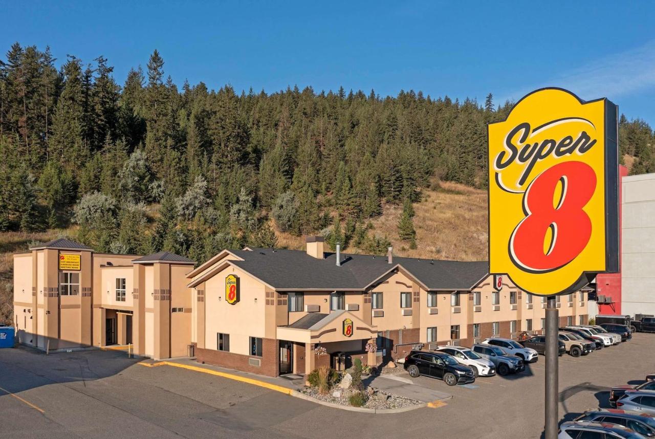 Photo - Super 8 by Wyndham Kamloops On The Hill