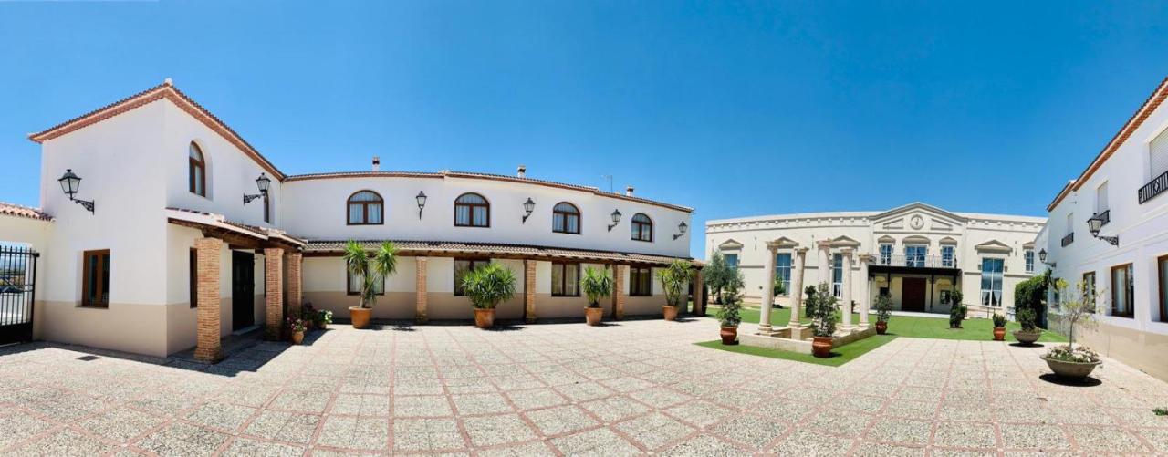 Hotel Restaurante Paneque photo 2