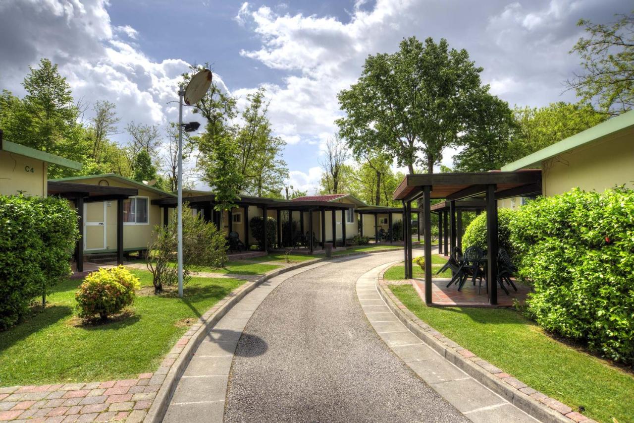Flaminio Village Bungalow Park photo 3