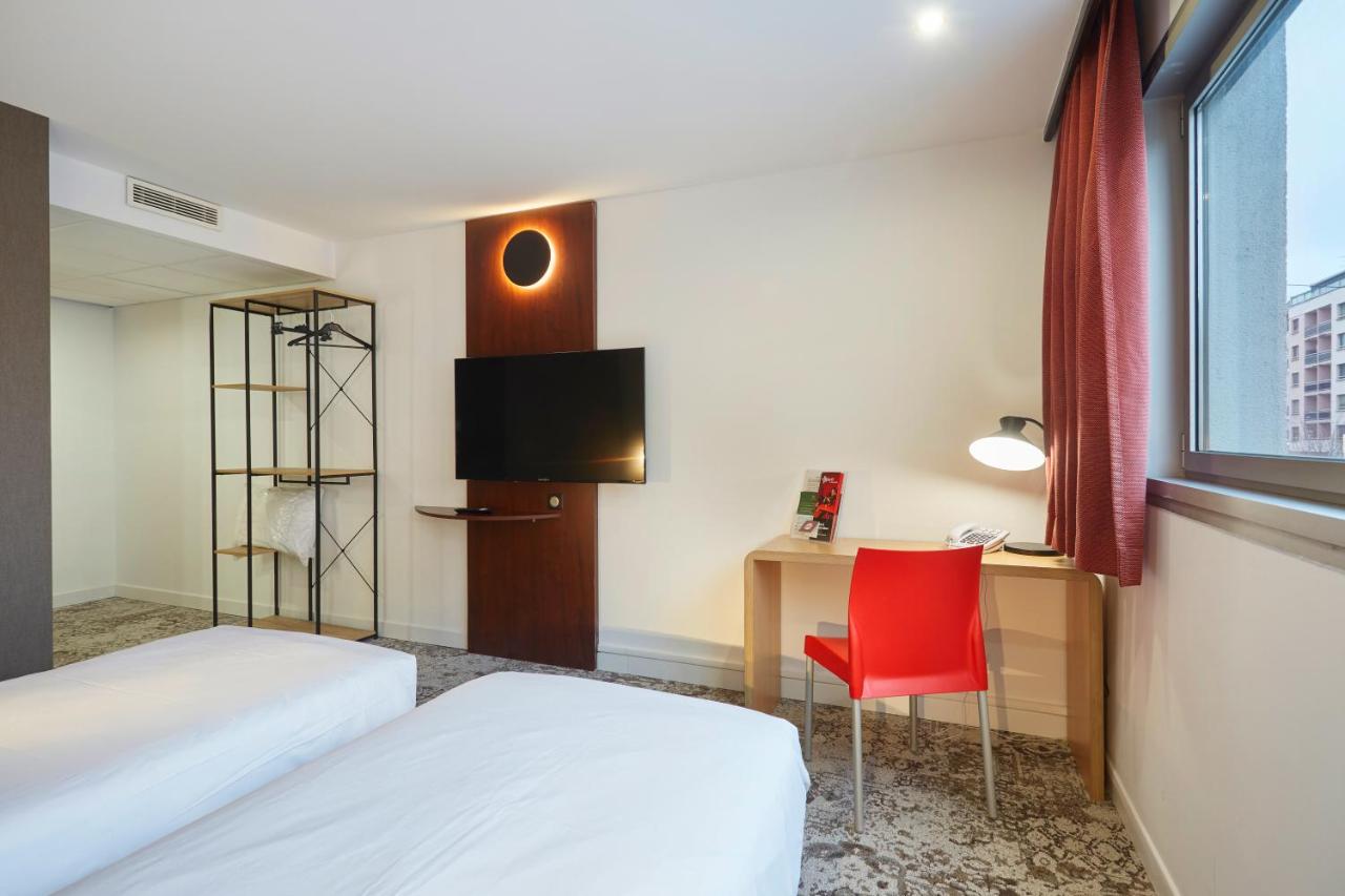 ibis Annemasse photo 3