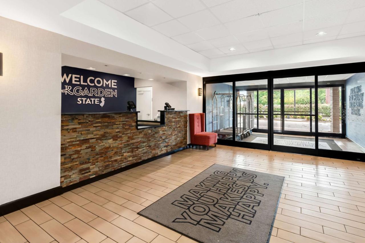 Photo - Hampton Inn Pennsville