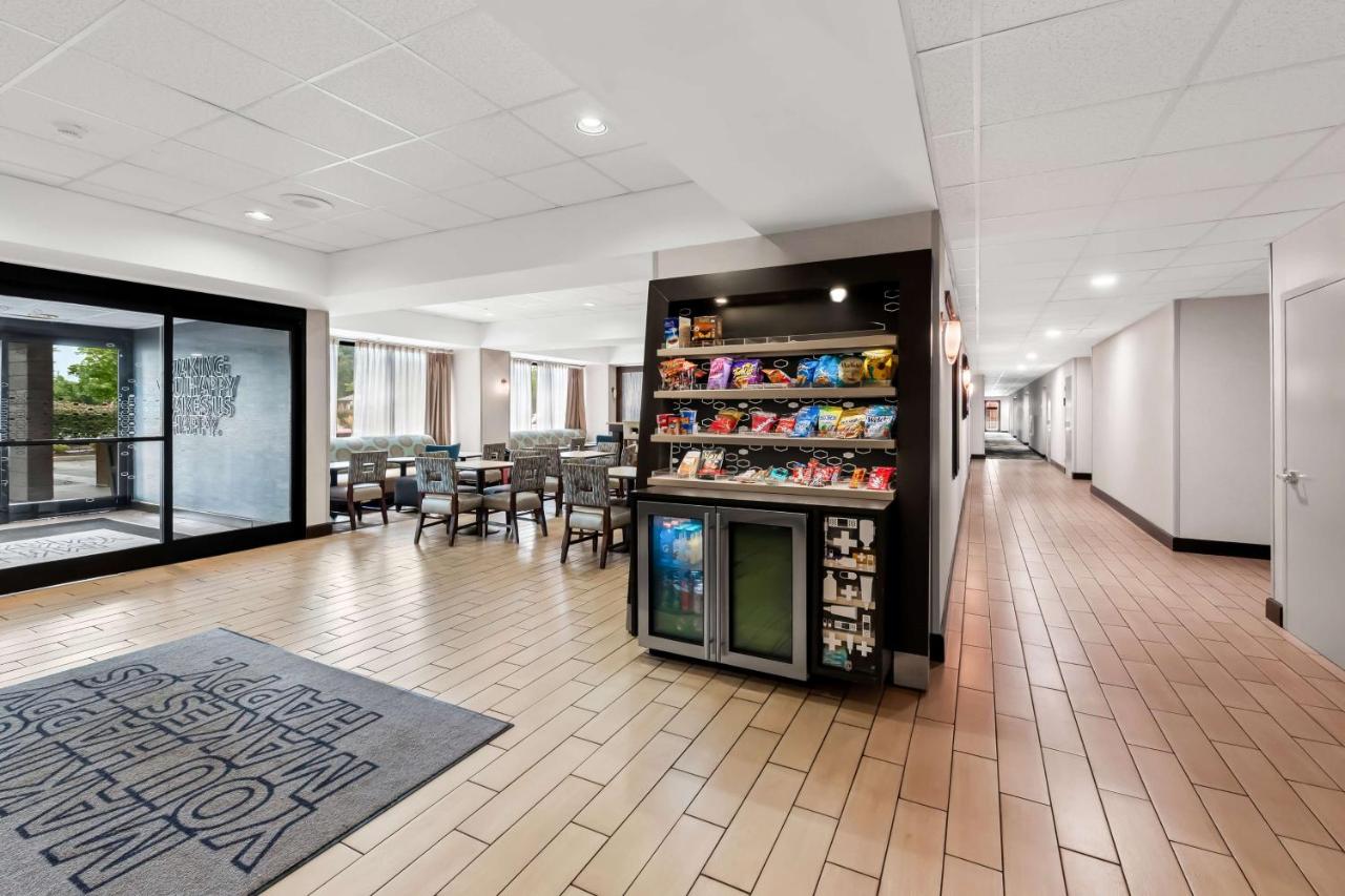 Photo - Hampton Inn Pennsville