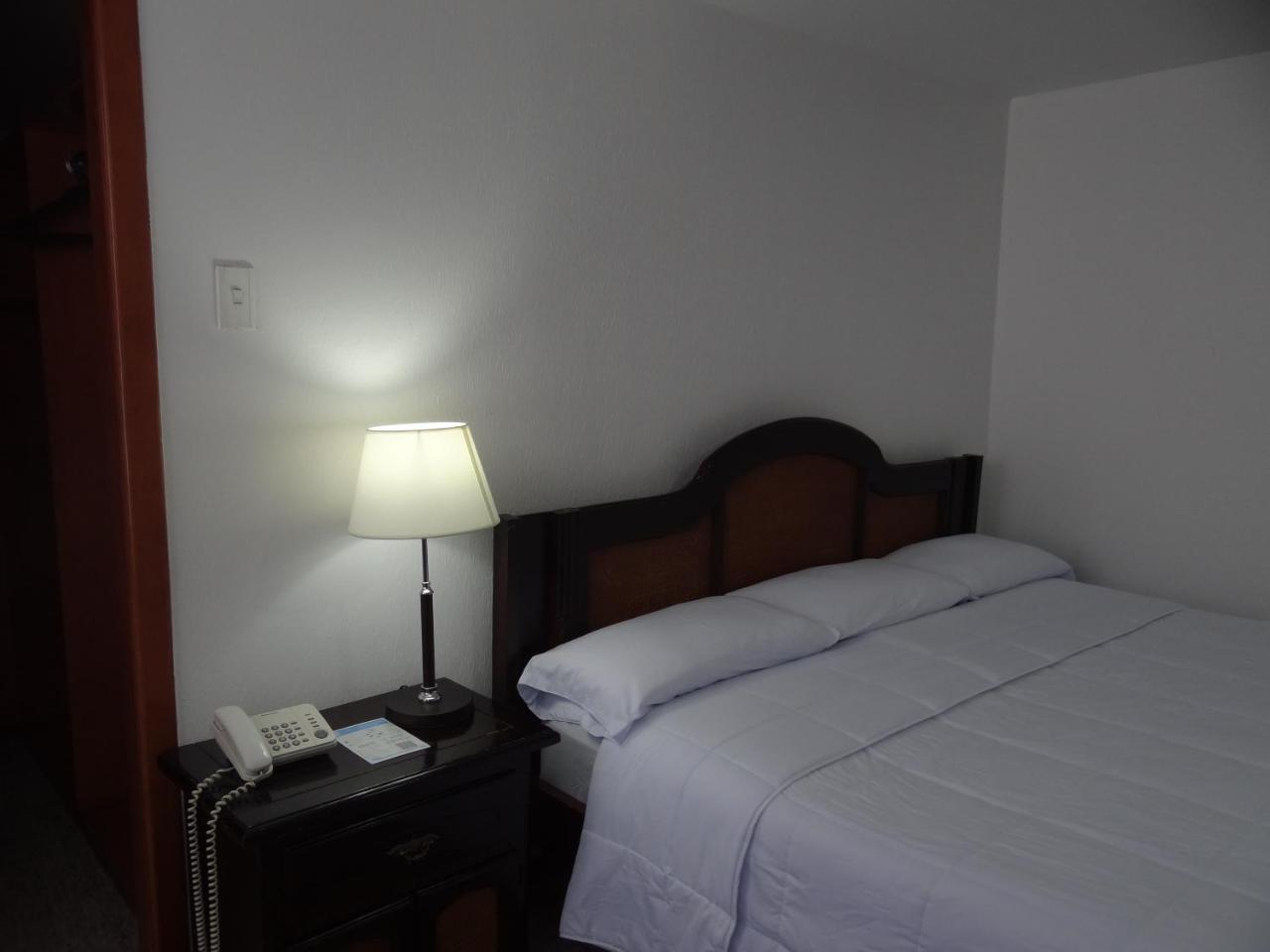 Altura Rooms & Suites photo 2