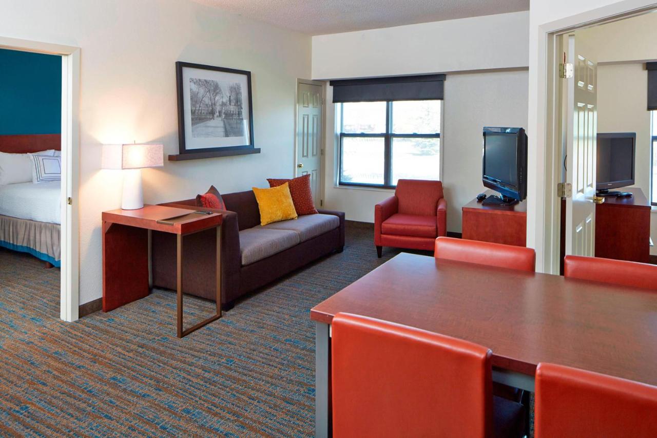 Residence Inn by Marriott Minneapolis St. Paul/Roseville photo 4