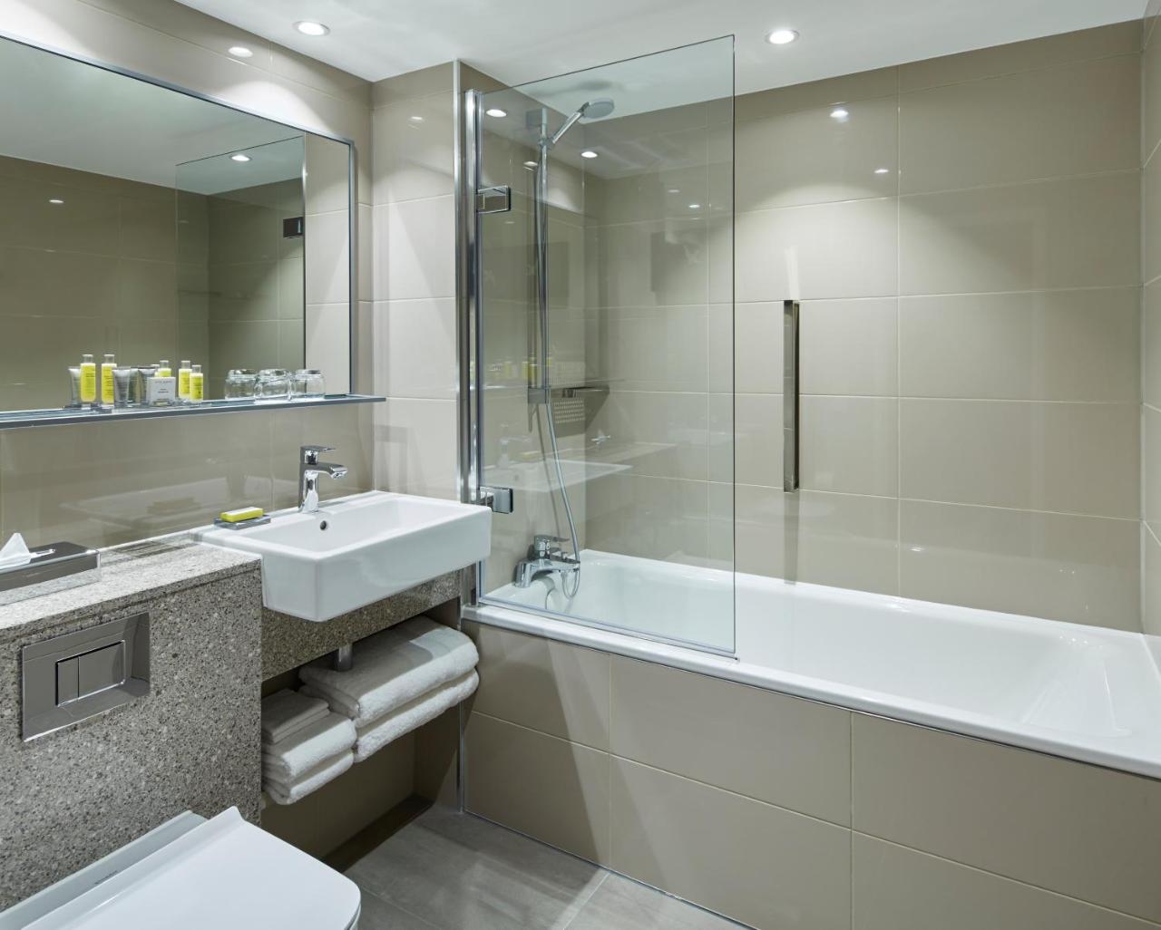 London Heathrow Marriott Hotel - 2
