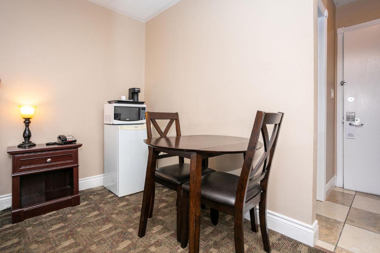Canadas Best Value Inn & Suites Charlottetown photo 3