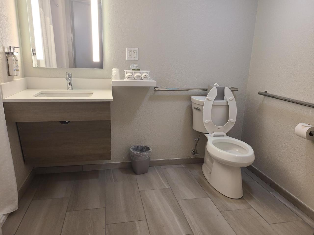 Foto - Holiday Inn Express Fort Lauderdale North   Executive Airport, An Ihg