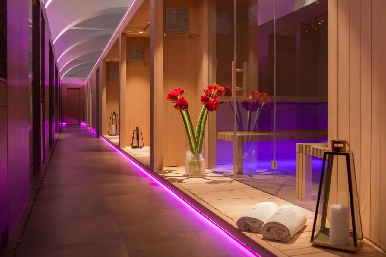 Hotel Zagreb - Health & Beauty photo 4