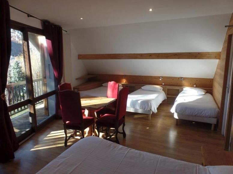 Photo - Hôtel les Vallois