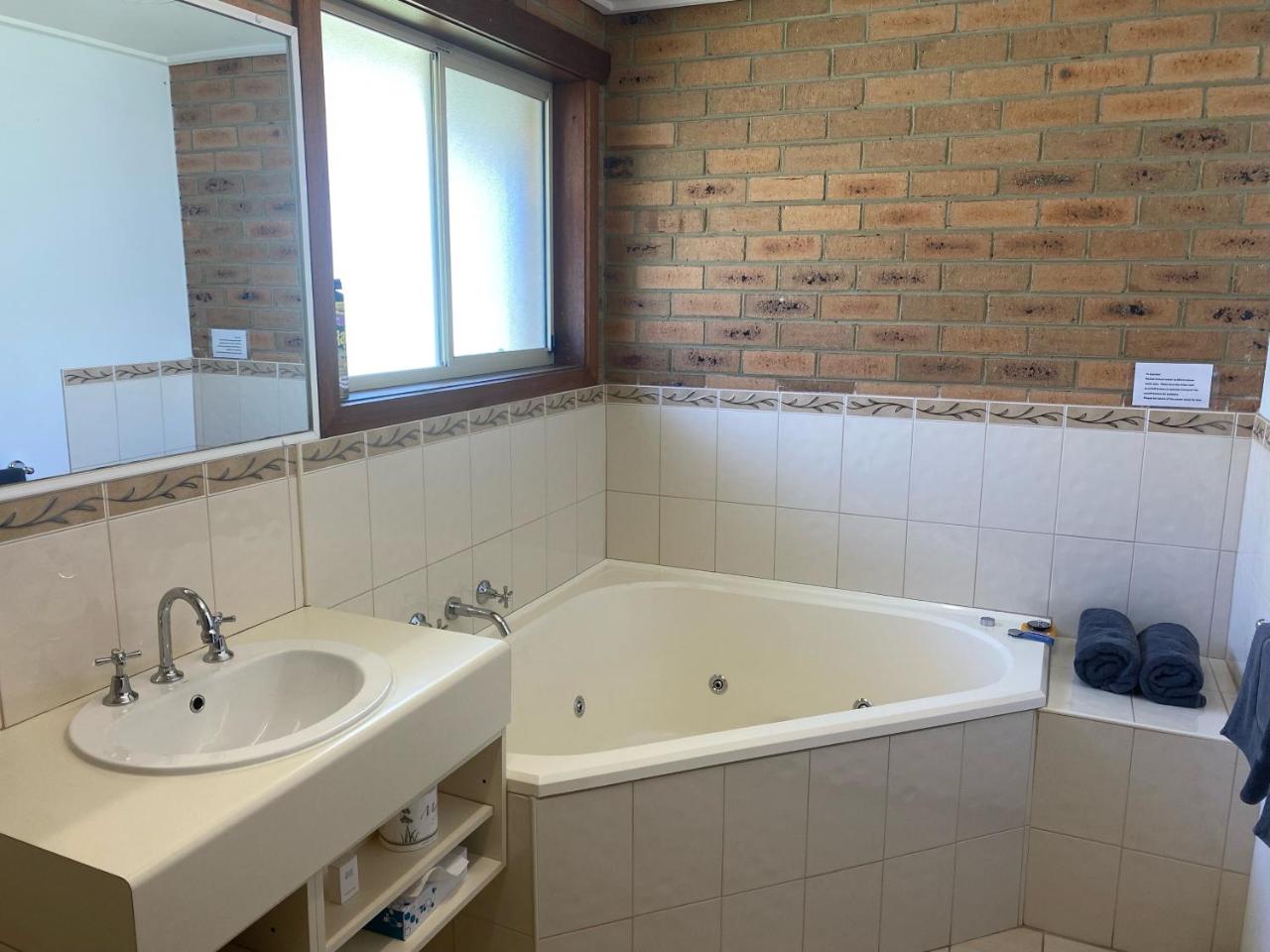 Quays Motel San Remo photo 4