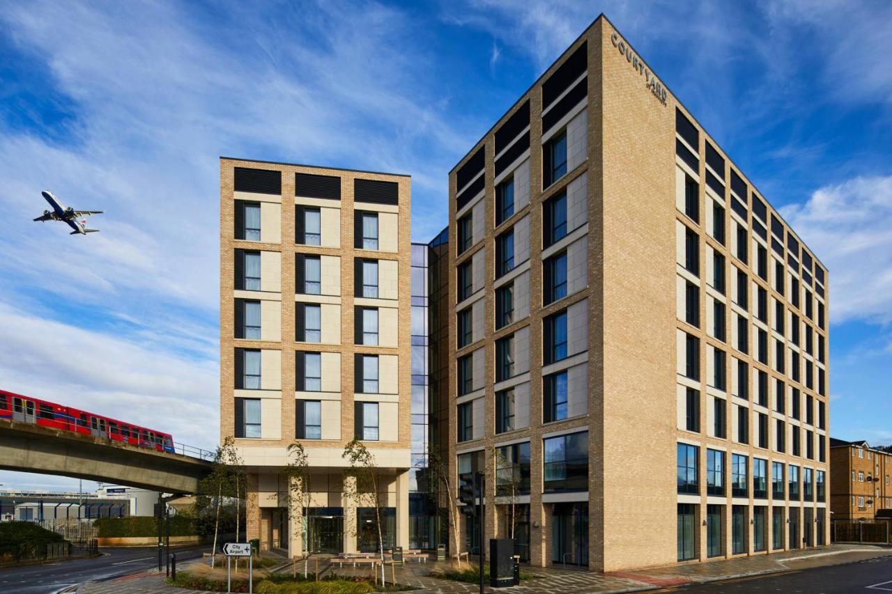 Courtyard by Marriott London City Airport - 5