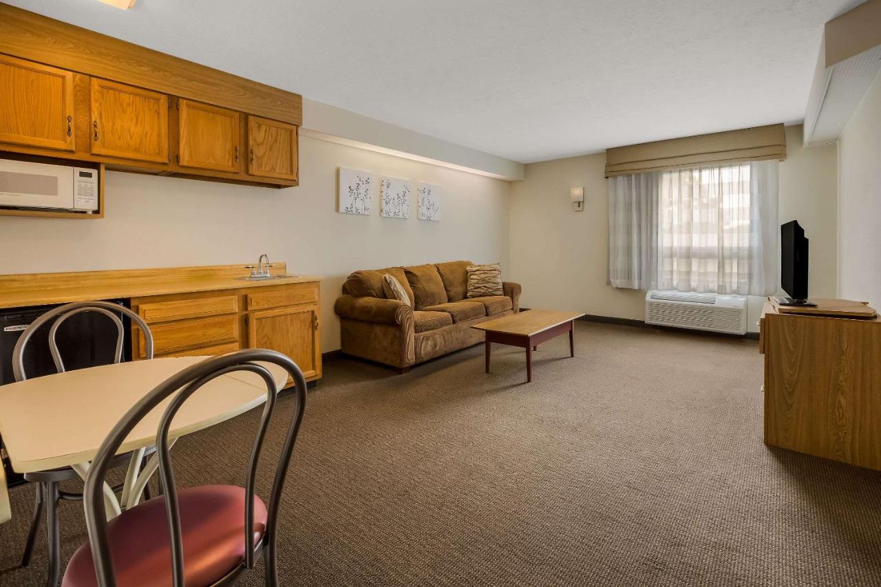 Sleep Inn Bolivar photo 3