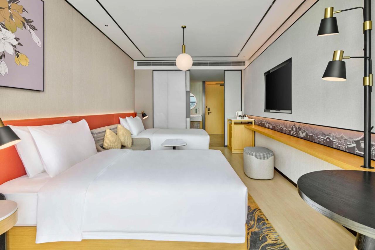 Hilton Garden Inn Foshan Lishui-Free Shuttle Bus For Canton Fair photo 2