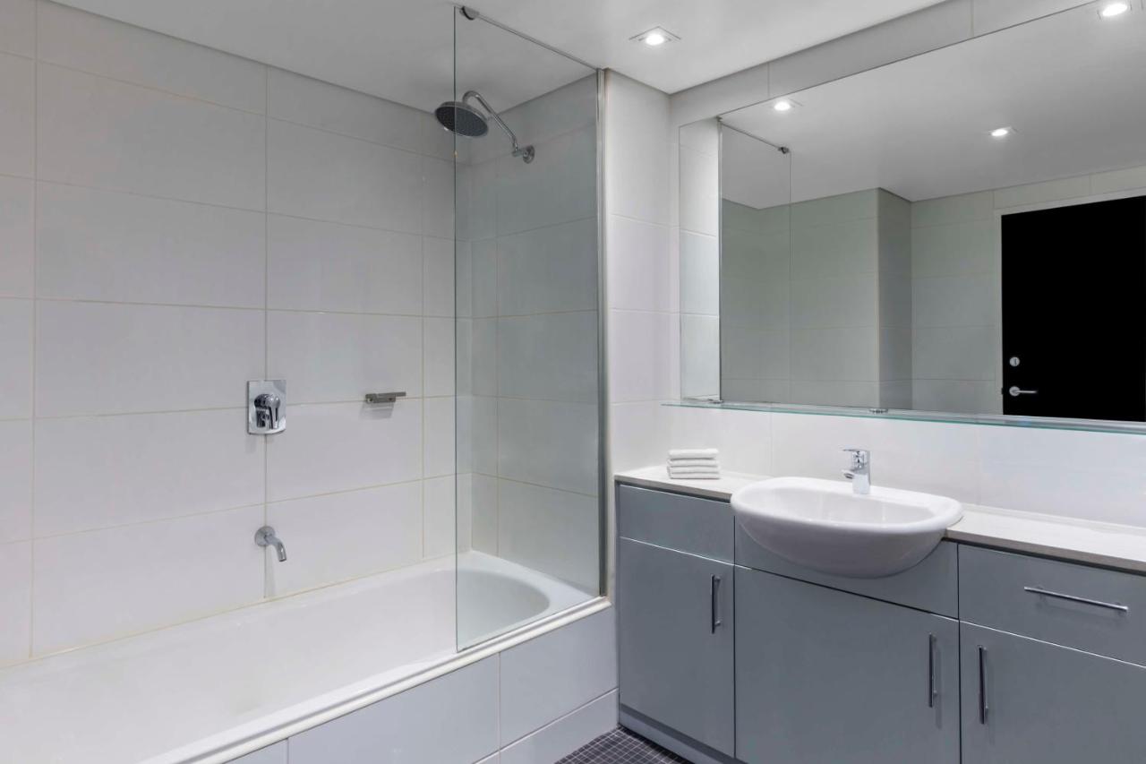 Adina Apartment Hotel Perth photo 2