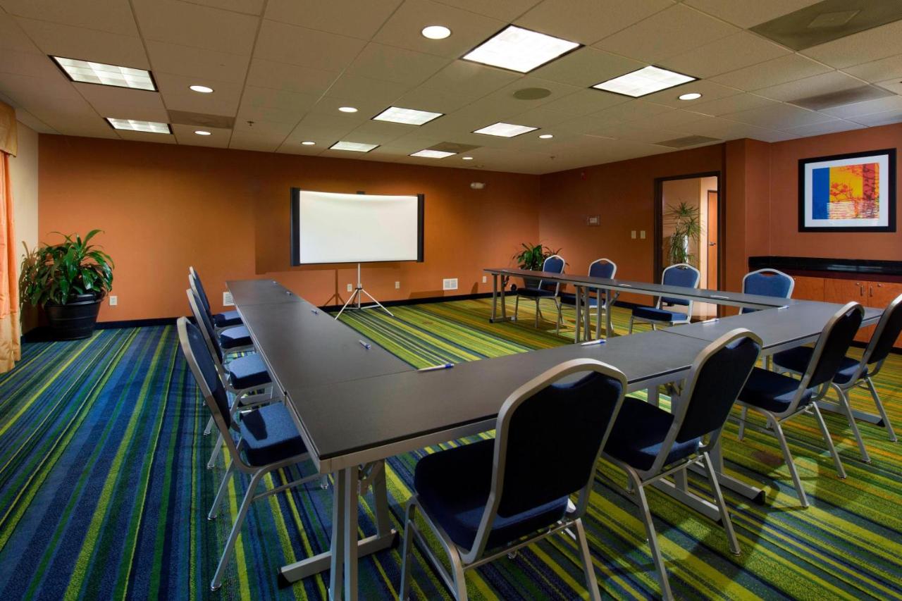 Fairfield Inn & Suites by Marriott Charleston Airport/Convention Center photo 3