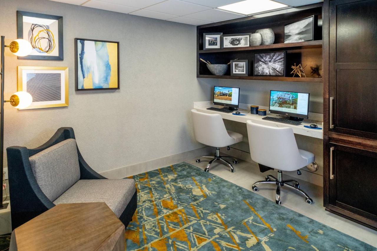 Delta Hotels Huntington Downtown photo 3