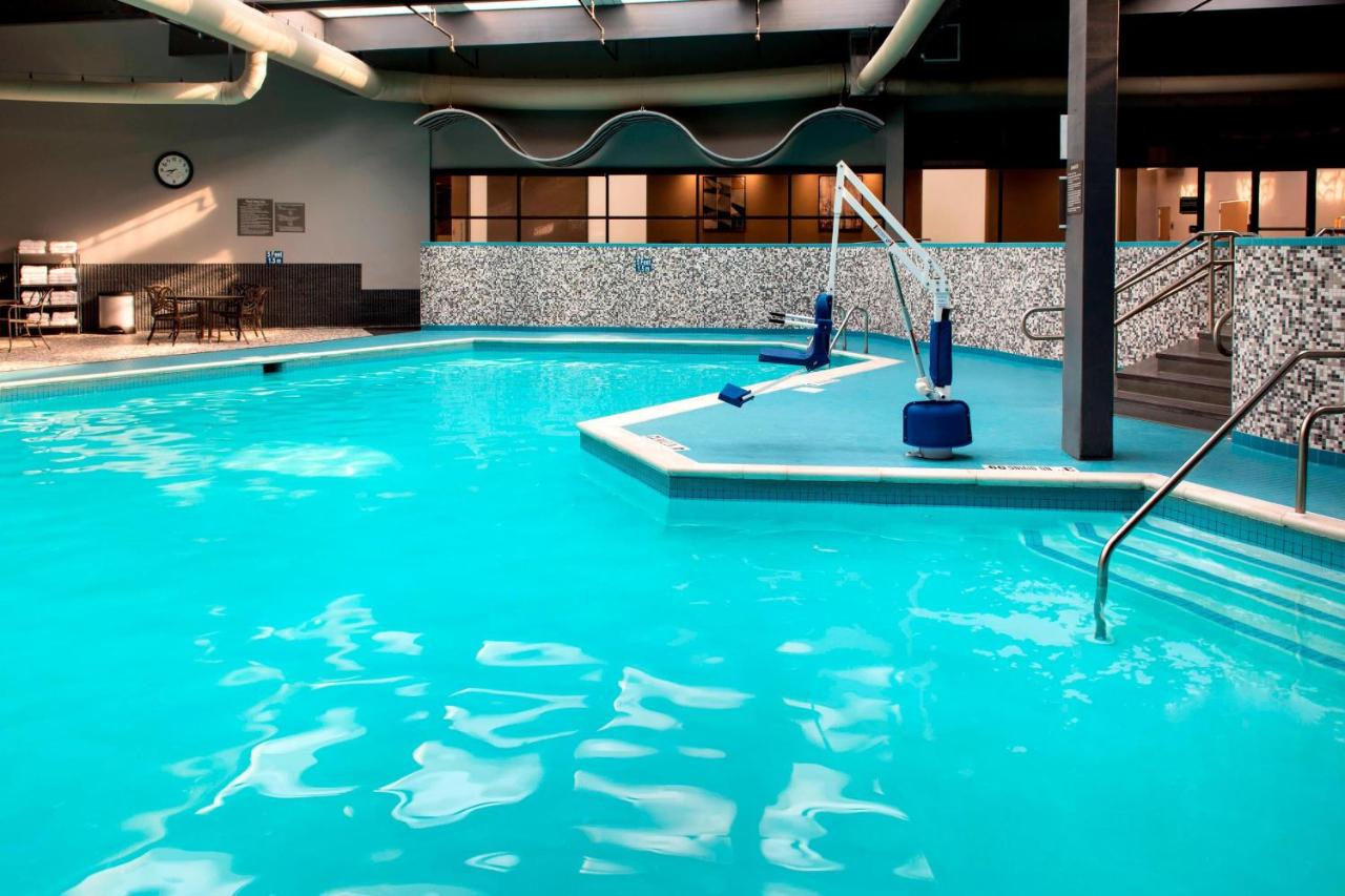 Delta Hotels Utica