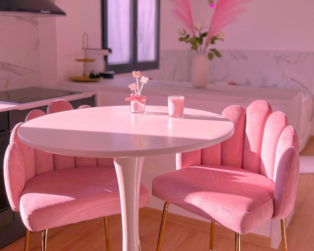 Pink Room by Loveroomeo - 4