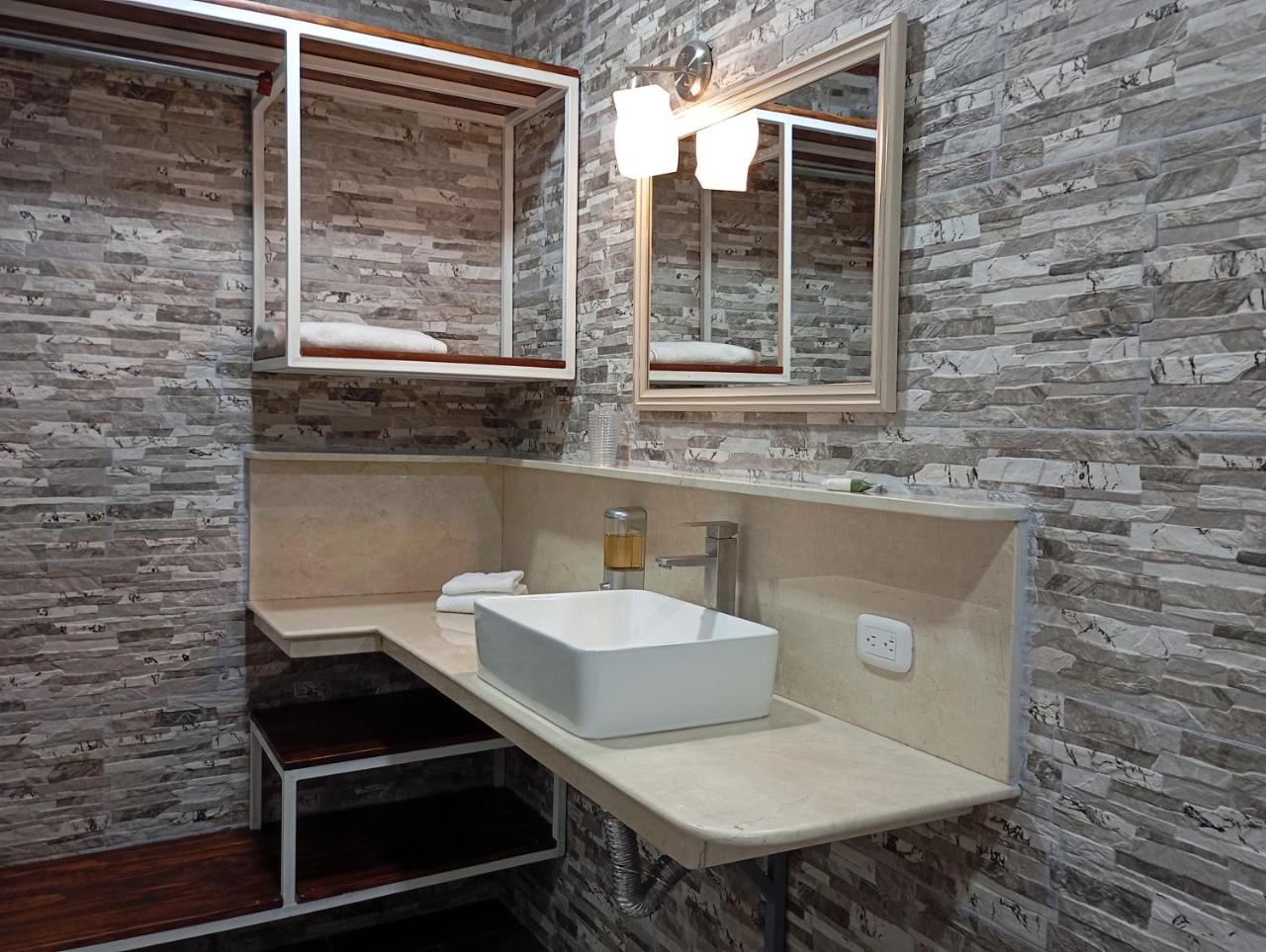 Villas Lux Arenal photo 2