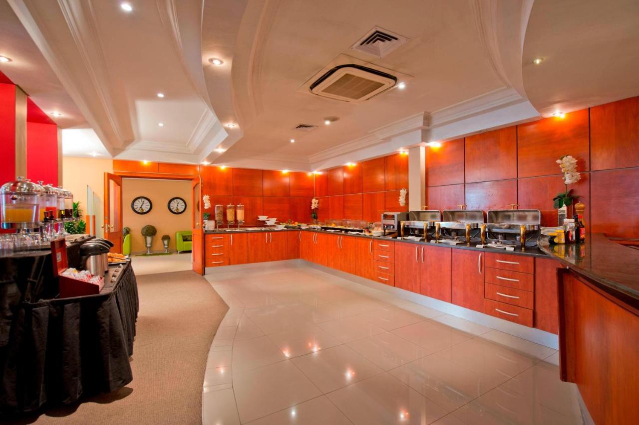 Protea Hotel Windhoek Fürstenhof photo 4