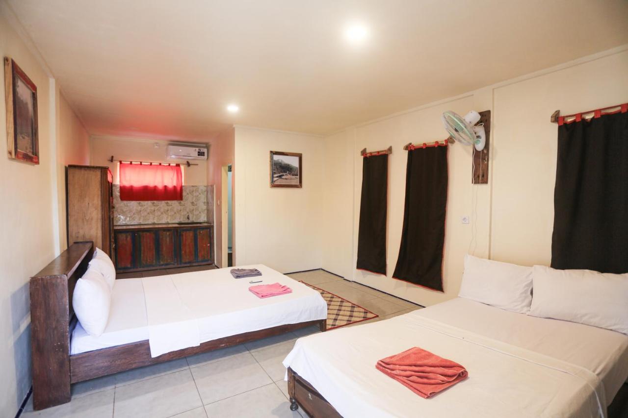 Komodo Shores Homestay