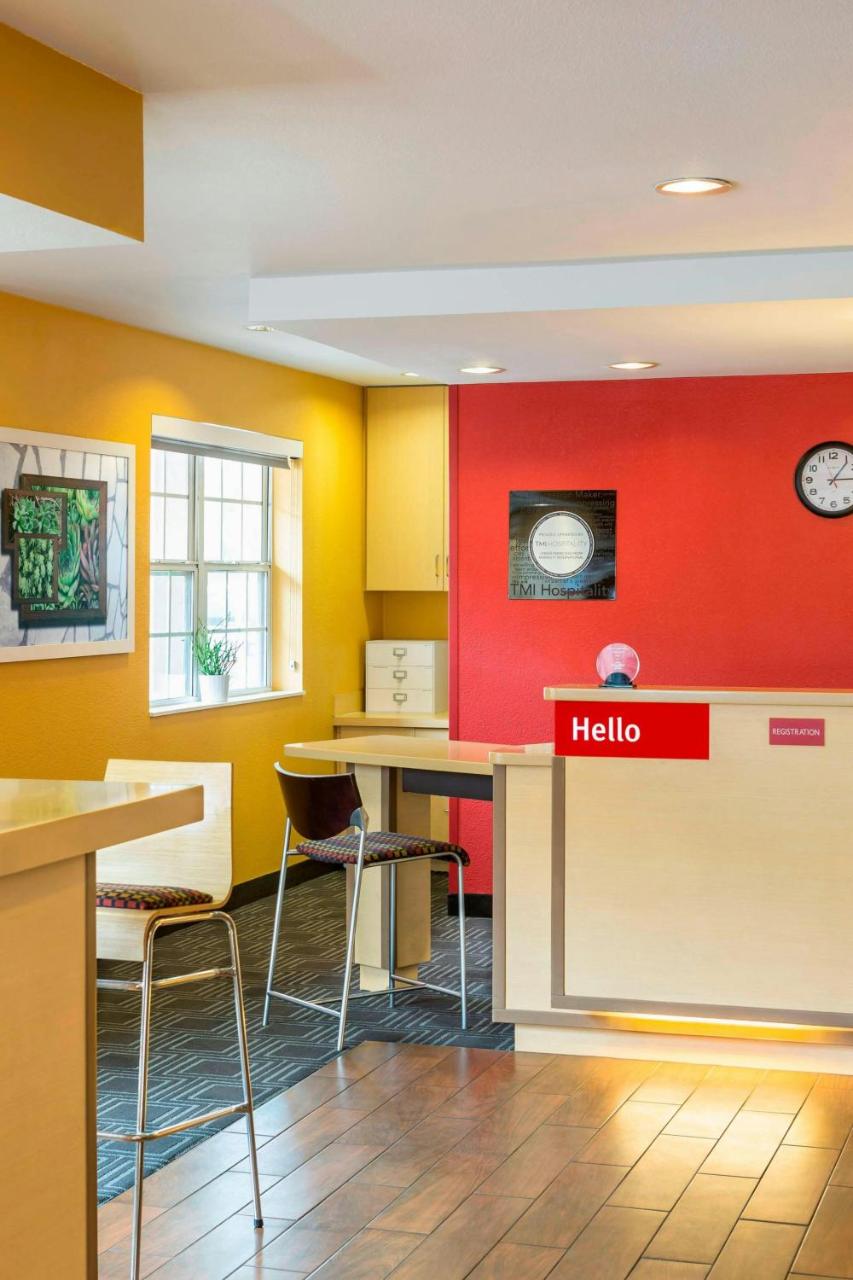 TownePlace Suites by Marriott Phoenix North photo 4
