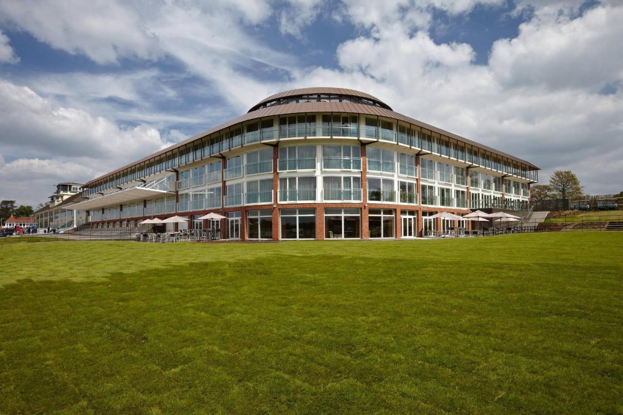 Lingfield Park Marriott Hotel & Country Club - 4