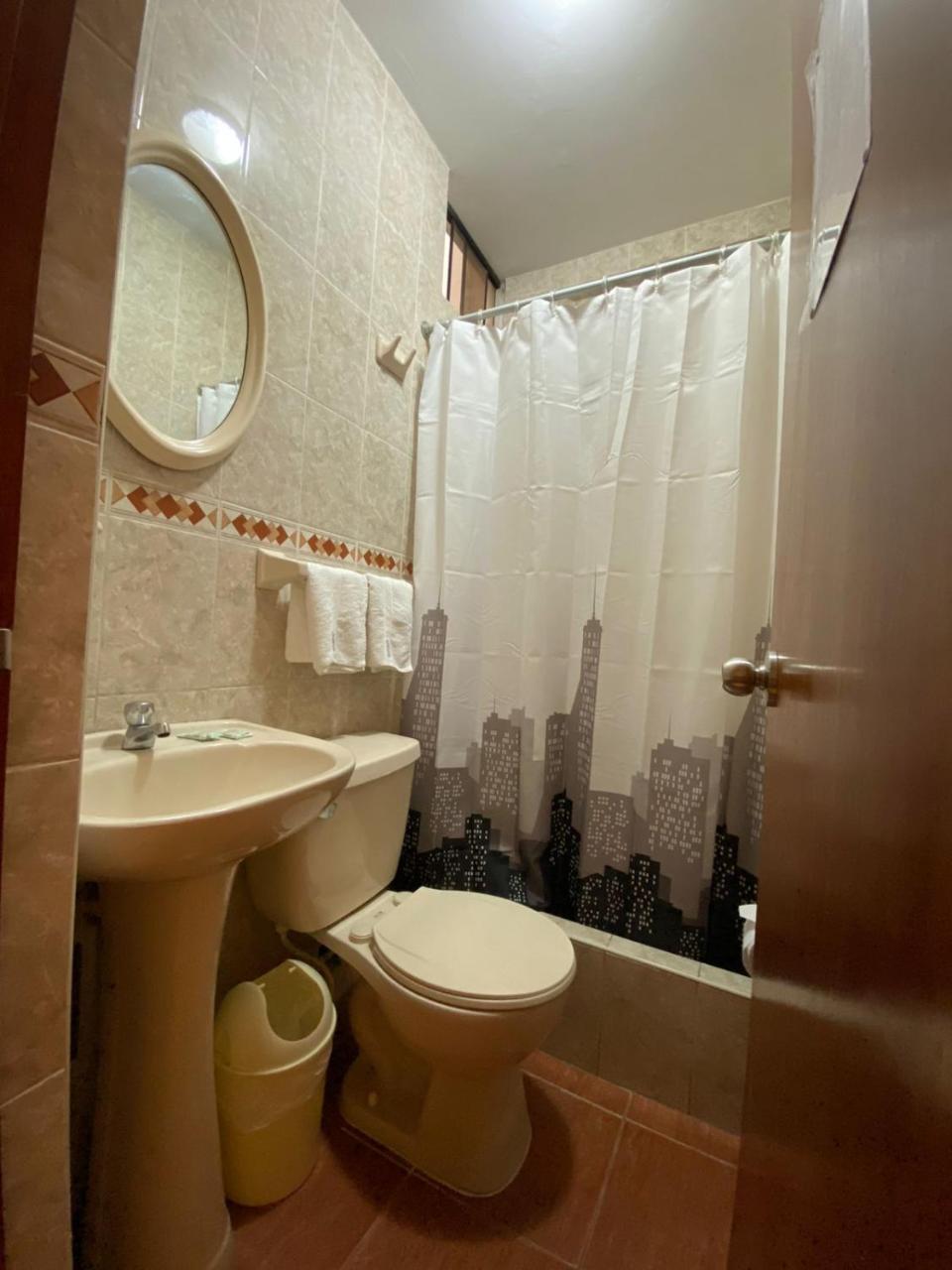 Hotel Begonias photo 3