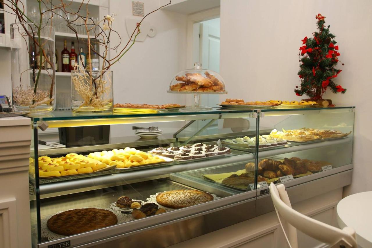 Hotel Gargallo photo 2