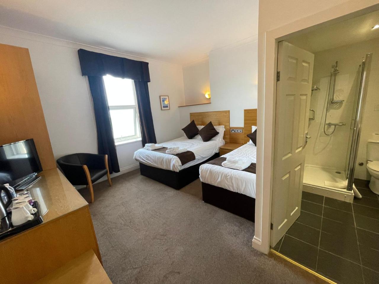 Four Saints Brig Y Don Hotel photo 2