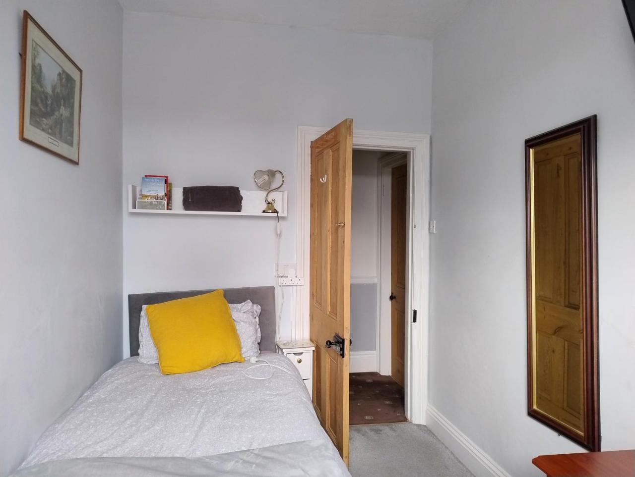 Rooms in historic Bishop Auckland - 2