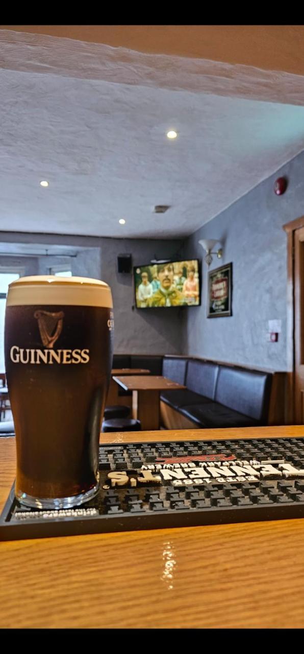 Manor Hotel Ballymoney photo 2